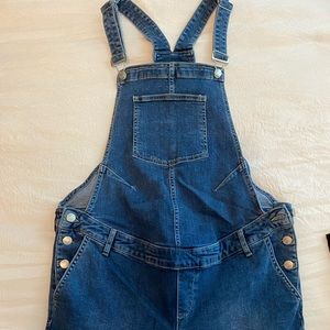 Gap maternity overalls